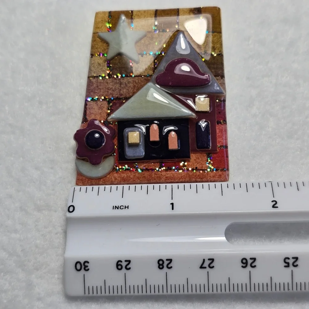 House Pins by Lucinda Brooch Resin Vintage Whimsical Folk Art House Star Glitter